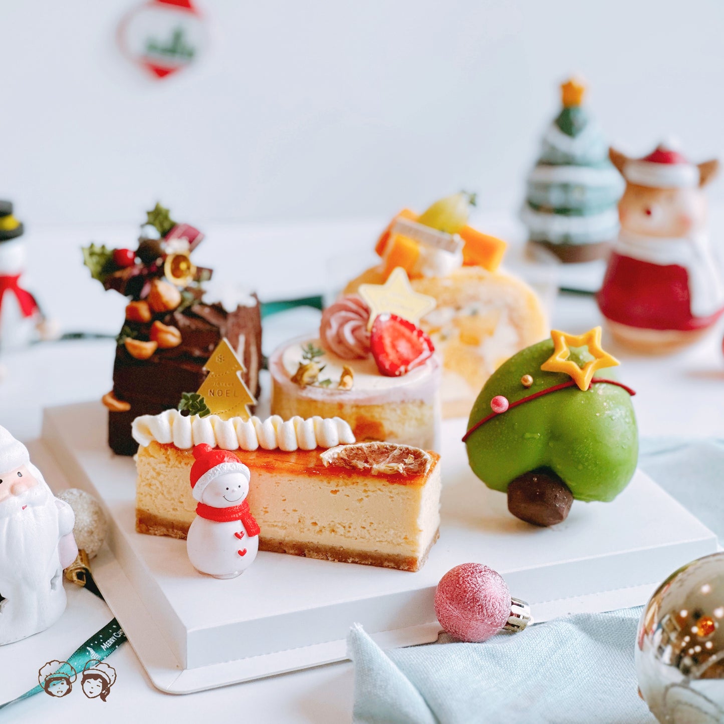 Christmas Petit Gateau | Joy Box 5 in 1 Cakes (Winter Wonderland)